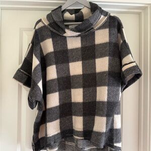 Ces Femme Gray and Cream Knit Poncho
